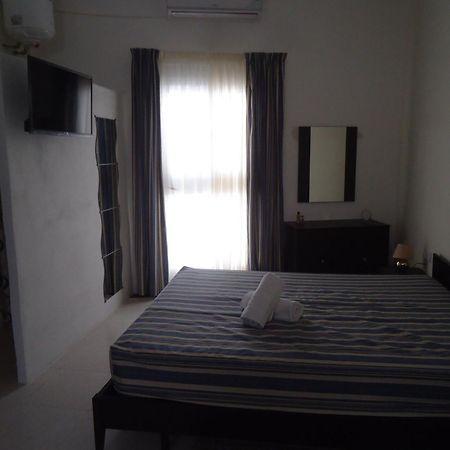 Shamrock Flats Lejlighed Mellieħa Værelse billede